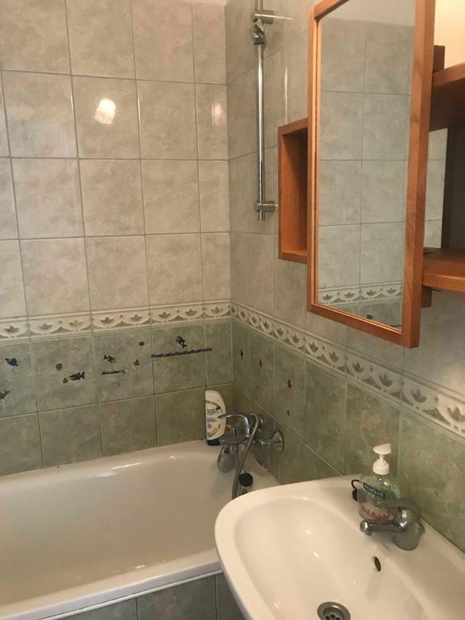 Cool & Pool Apartman Apartment Balatonfured Ngoại thất bức ảnh